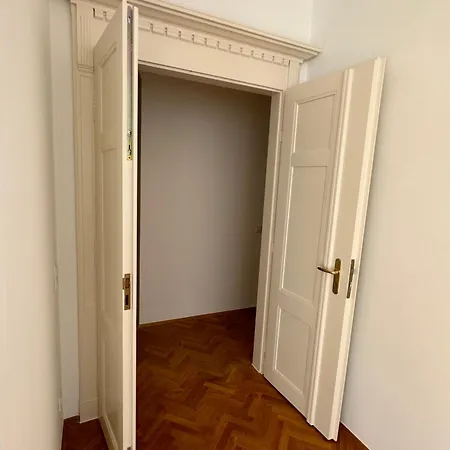 Chez Amis Gohlis * Λειψία